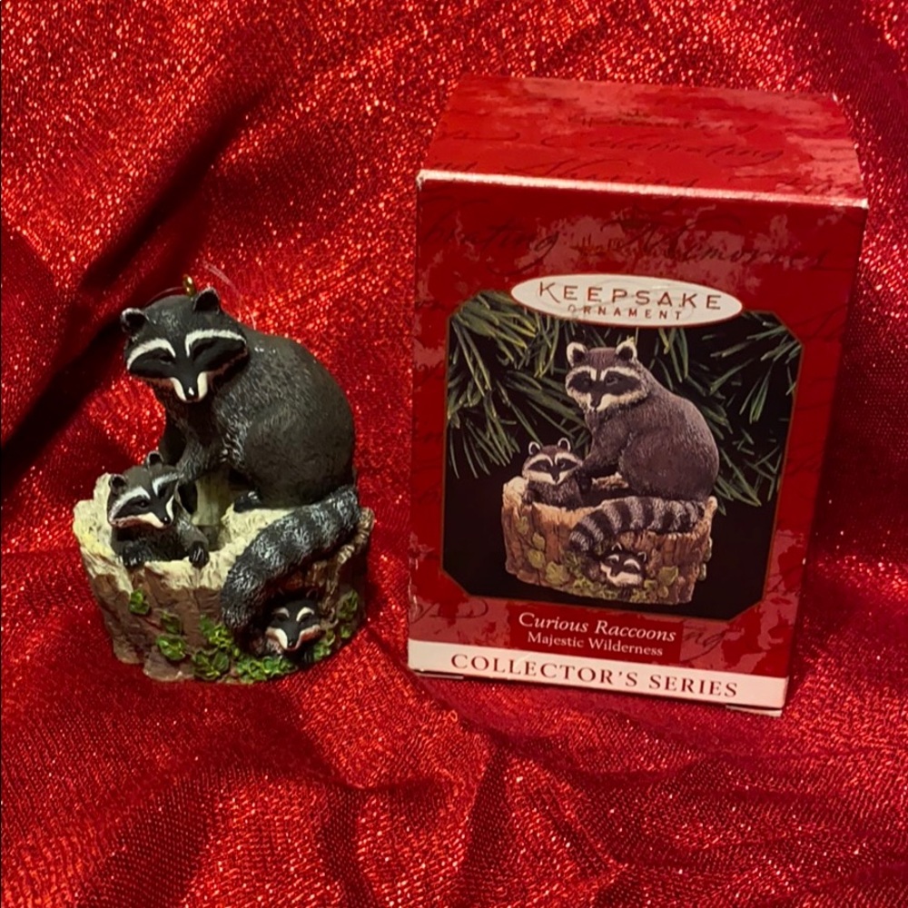 Hallmark Curious Raccoons Majestic Wilderness 1999